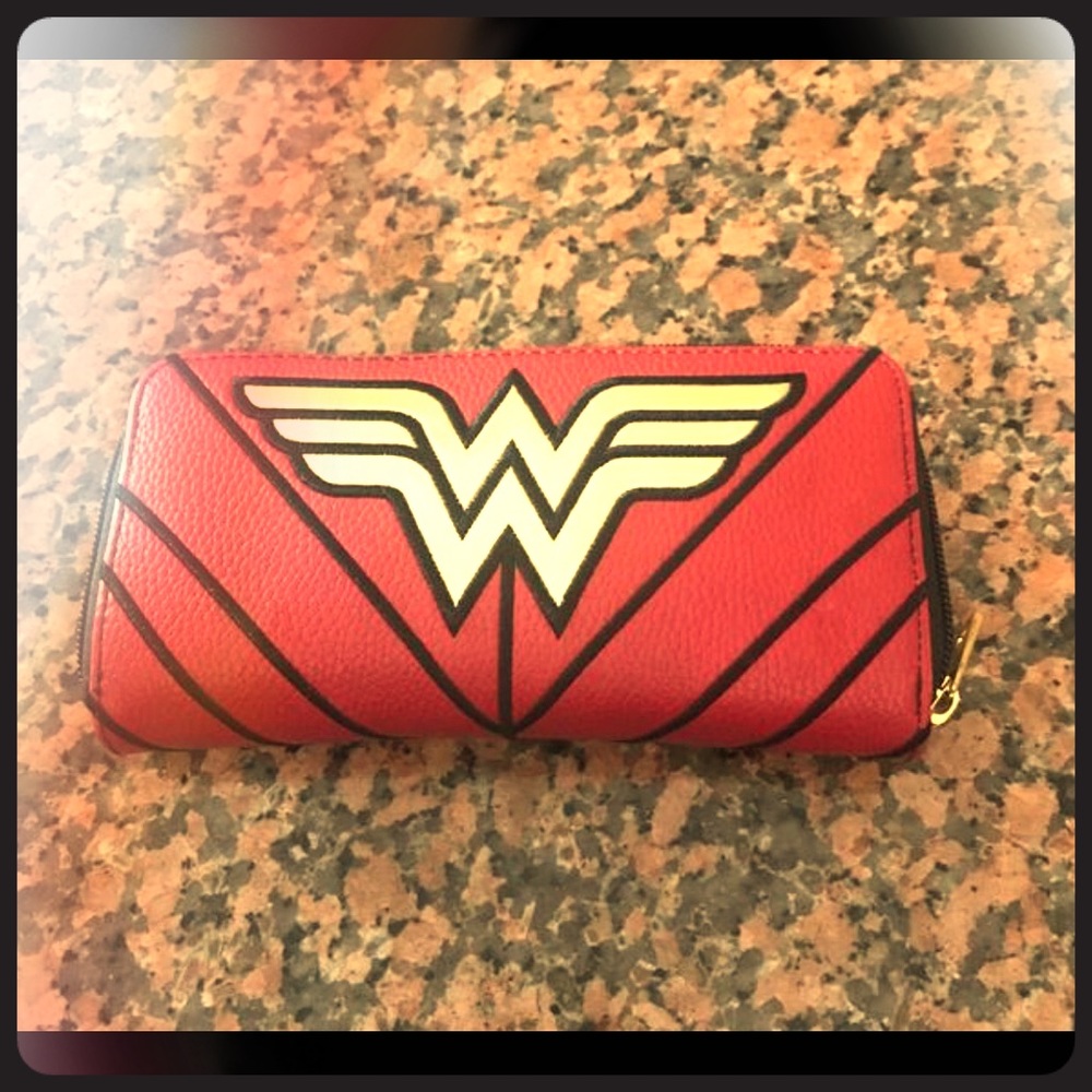 Woman’s wallet